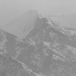 images/2021-01-25_1371_mountains_in_the_mist_wasatch_mountains_from_13th_ave_slc_ut_bw.jpg